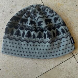 Chubbies Men’s Gray and Black Patterned Beanie Trees and Bears Cool Toned
